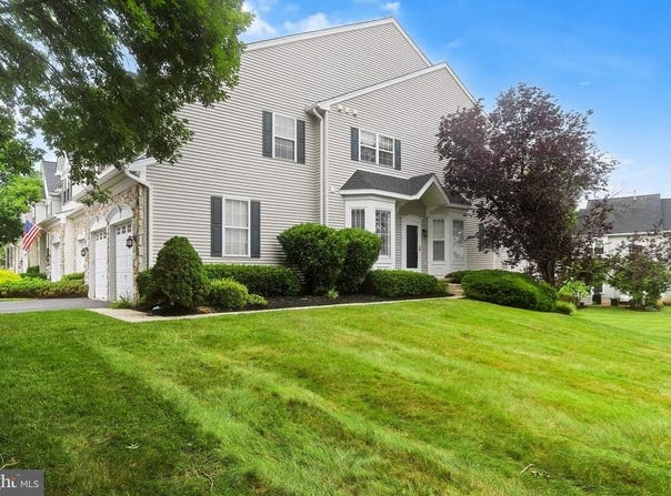 29 HENLEY DRIVE, GLEN MILLS, PA 19342