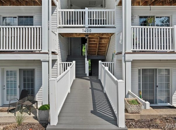 1400 Summertree Springs Avenue, Valley Park, MO 63088