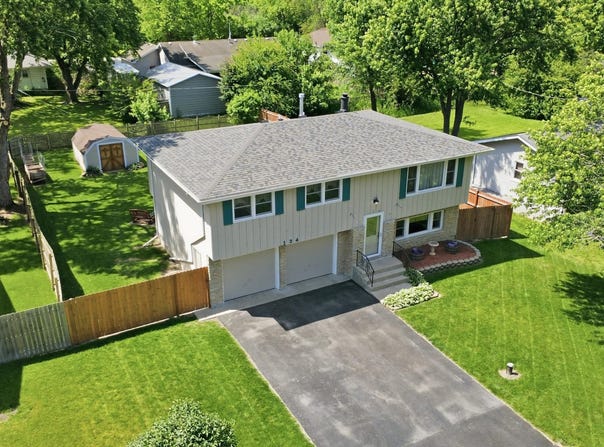 134 Michael Lane, New Lenox, IL 60451