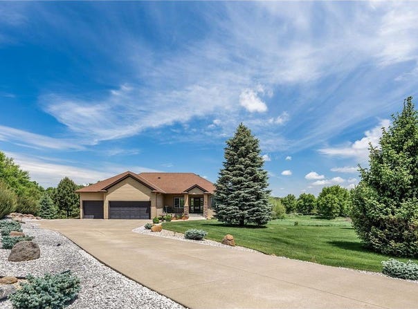 1530 Cottonwood Trail, Cedar Lake Twp, MN 56071