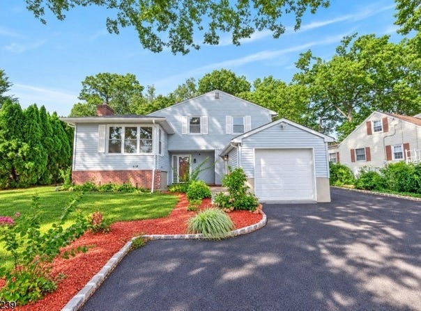 280 Whippany Rd, Hanover Twp., NJ 07981-1924