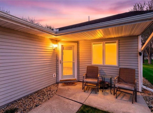 353 Meadowview Court, Baldwin, WI 54002