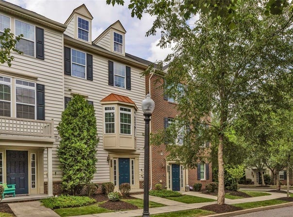 128 Lewisham Rd, Cranberry Twp, PA 16066