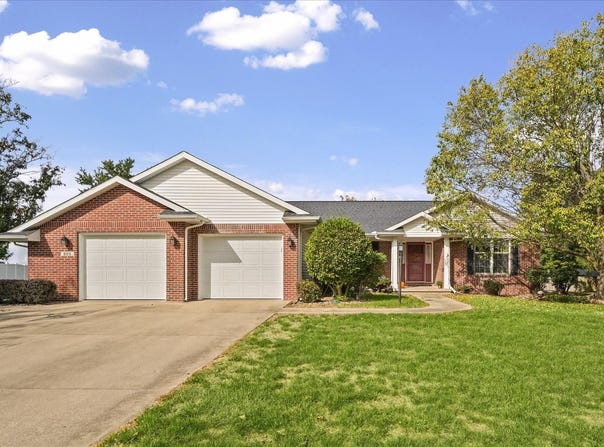 605 S Harrison Street, Philo, IL 61864
