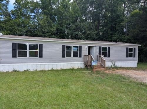 817 TRAILS END CIR, FORT LAWN, SC 29714