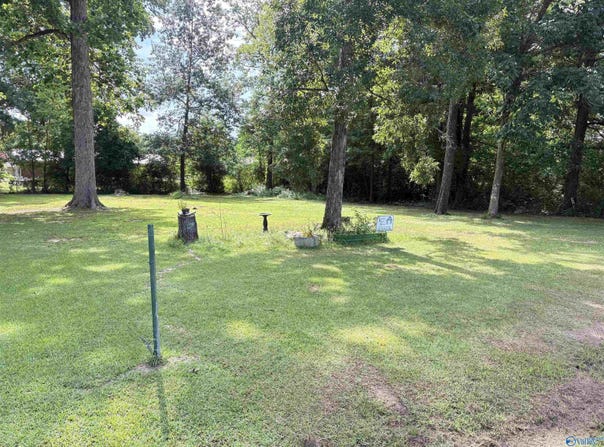 325 Woodall Lane, Scottsboro, AL 35768