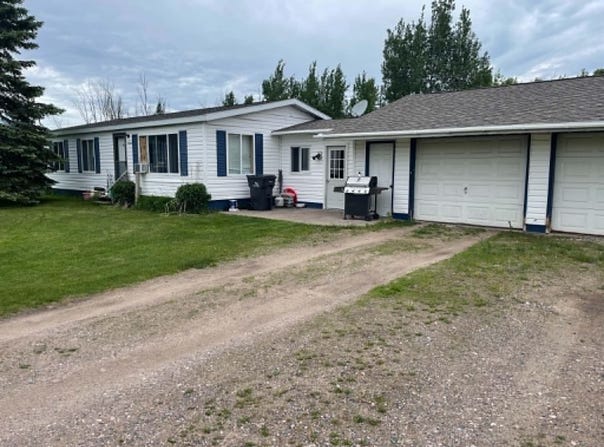 1193 E 15 Mile Rd, Dafter, MI 49724