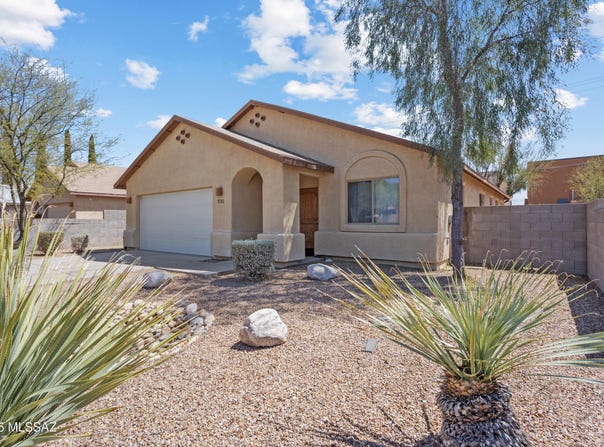 9562 E Shiloh Street, Tucson, AZ 85748