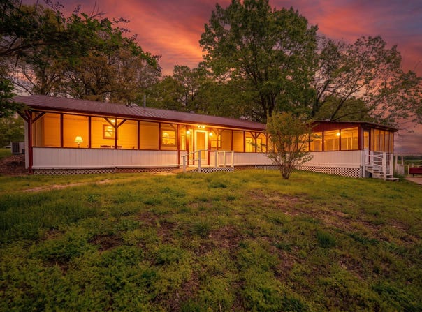 866 County Road 328, Thayer, MO 65791