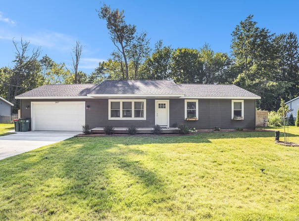 3657 Waalkes Street, Norton Shores, MI 49444