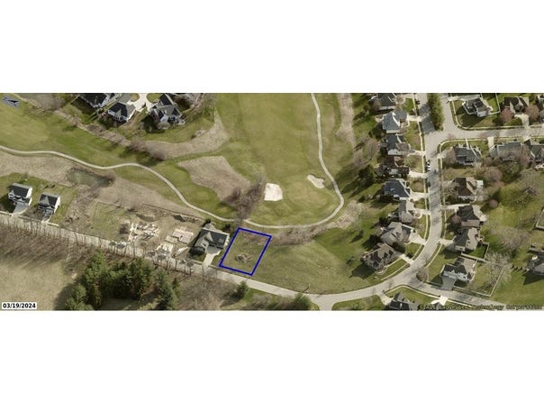 49 N Larwick Circle, Valparaiso, IN 46385