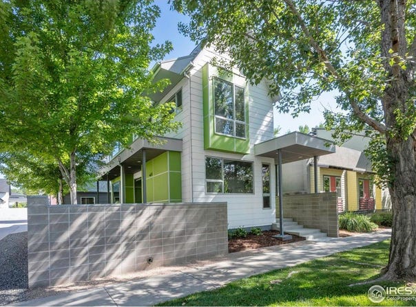 1012 Confidence Dr, Longmont, CO 80504
