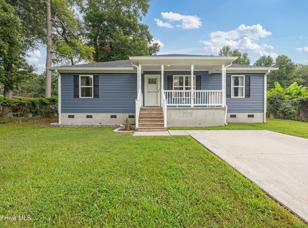 175 Wedgewood Drive, Moyock, NC 27958