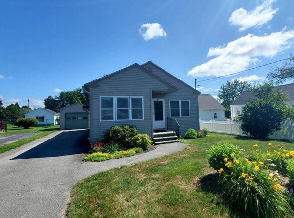9 Wood Street, Bangor, ME 04401