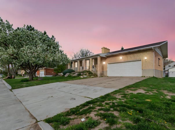 206 N 2000 W, West Point, UT 84015