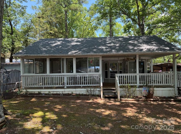 111/113 Shawnee Trail unit: D140/141, Mount Gilead, NC 27306