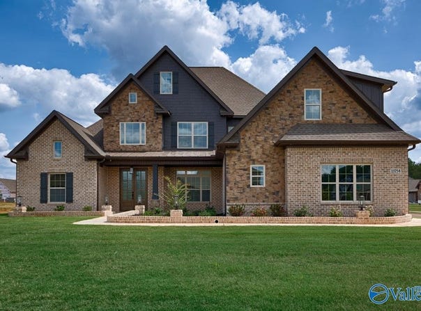 13845 Sand Trap Drive, Athens, AL 35611