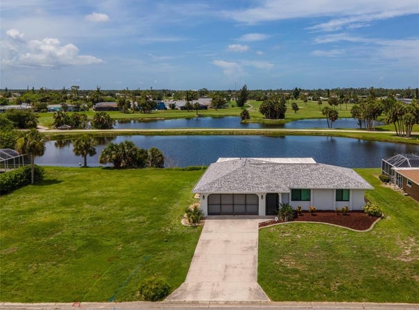 15 OAKLAND HILLS PLACE, ROTONDA WEST, FL 33947
