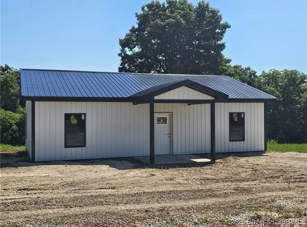 24215 Songbird Lane, Barnett, MO 65011