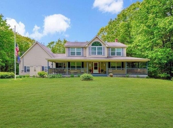 32 Beaver Pond Road, Kennebunkport, ME 04046