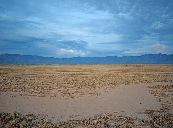 Rio Del Oro unit: 3, Los Lunas, NM 87031