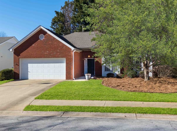 175 Robin, Fayetteville, GA 30215