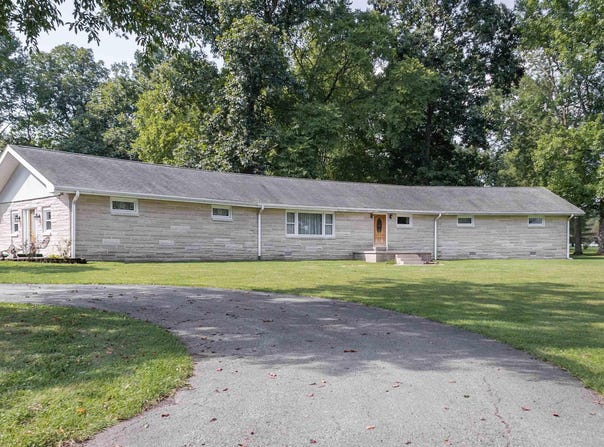 1372 Yockey Road, Mitchell, IN 47446-6915