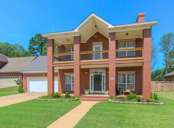2203 Defoe Circle, Bryant, AR 72022