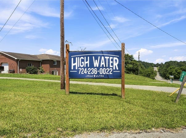 614 Schenley Rd, Leechburg, PA 15656
