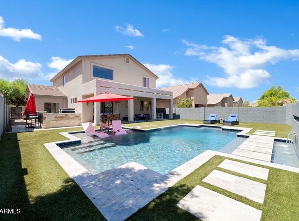 10430 W LOS GATOS Drive, Peoria, AZ 85383