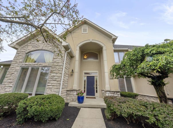 1596 Fox Chase Drive, Blacklick, OH 43004