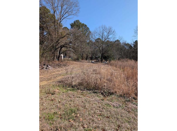 2541 Haynesville Hwy., Parkers Chapel, AR 71730