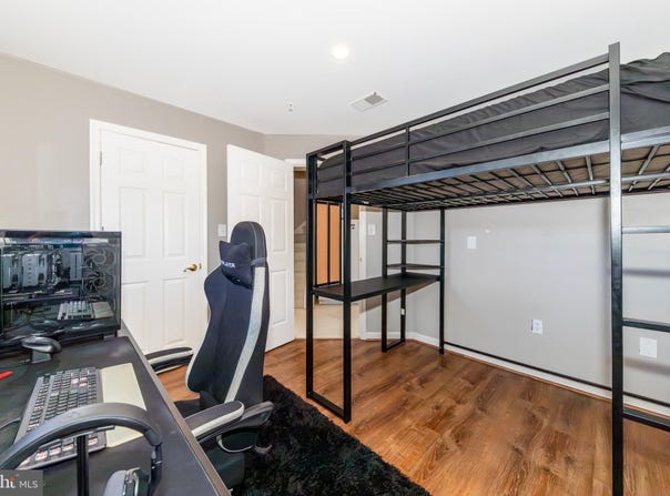 404 STONE SPRINGS LANE, MIDDLETOWN, MD 21769