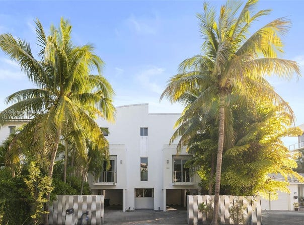 3545 E Glencoe St, Miami, FL 33133