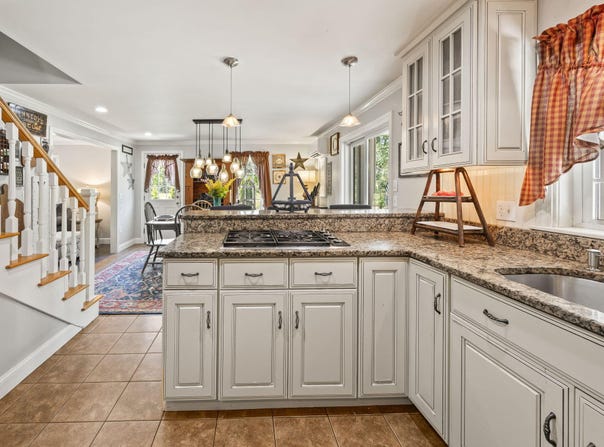324 Church Street, West Barnstable, MA 02668