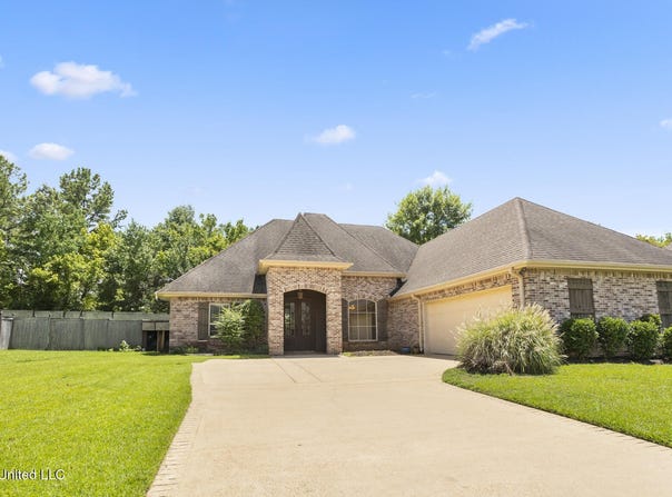 111 Meadow Pointe Cove, Brandon, MS 39042