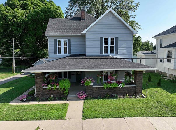 1005 E Walnut Street, Washington, IN 47501