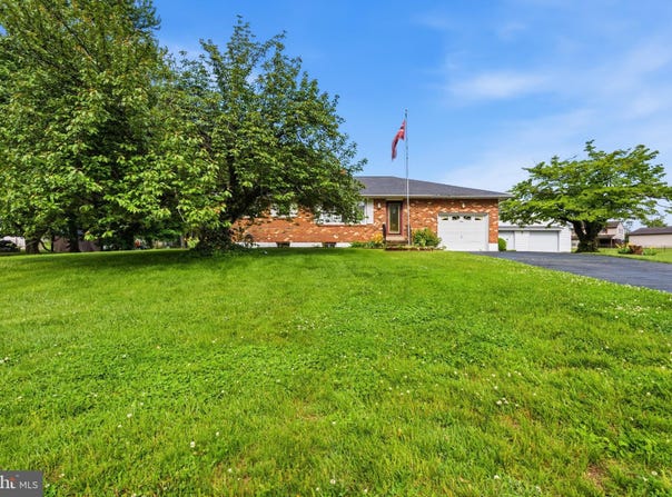 40 RAWLINGS Drive, BEAR, DE 19701