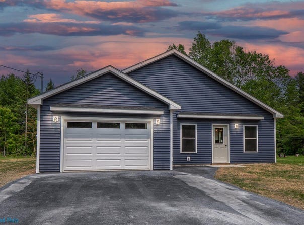 56 Myrtle Street, Madison, ME 04950