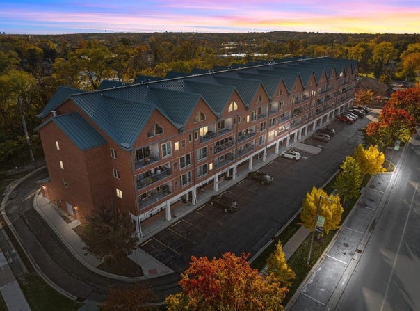 Lisle, IL 60532
