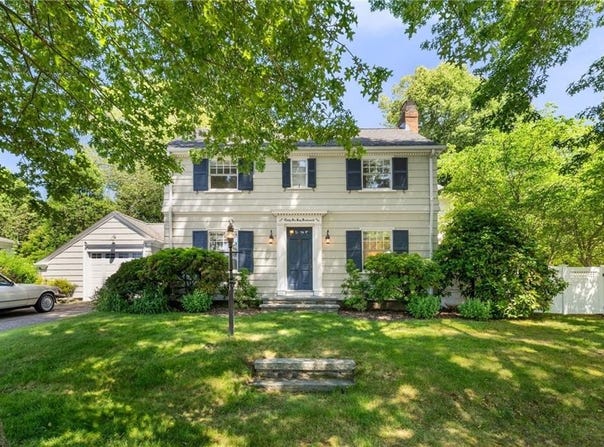 36 Kay Boulevard, Newport, RI 02840