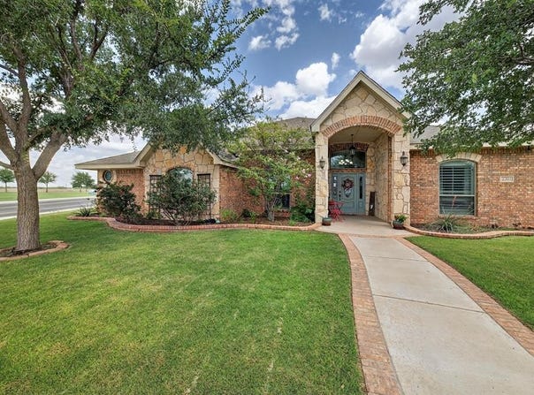 2701 Parton Way, Midland, TX 79705
