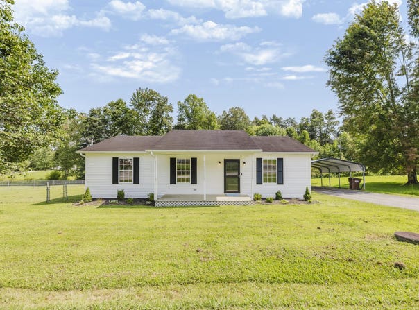 31 Windy Cove Lane, Stanton, KY 40380