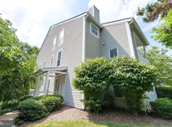 12110 CARDAMOM Drive, WOODBRIDGE, VA 22192