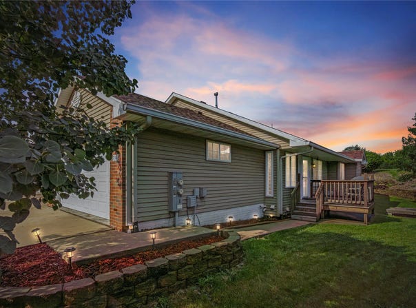 711 Kitterman Circle, Norwalk, IA 50211