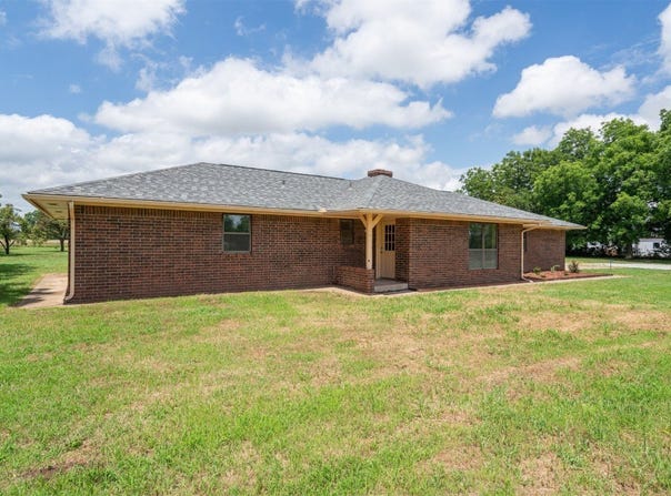 1720 County Road 1213, Tuttle, OK 73089
