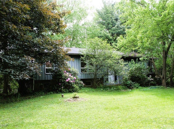 635 N Hametown Road, Akron, OH 44333