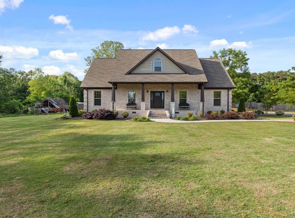 123 Beacon St, Moulton, AL 35650