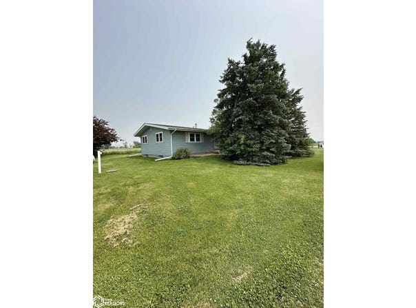 1947 Willow Blvd, Lockridge, IA 52635
