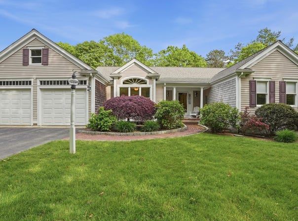 51 Falling Leaf Lane, Osterville, MA 02655